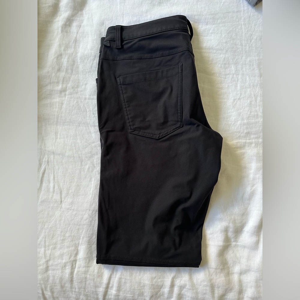 Men’s Lululemon ABC Slim pants, black, 32 waist